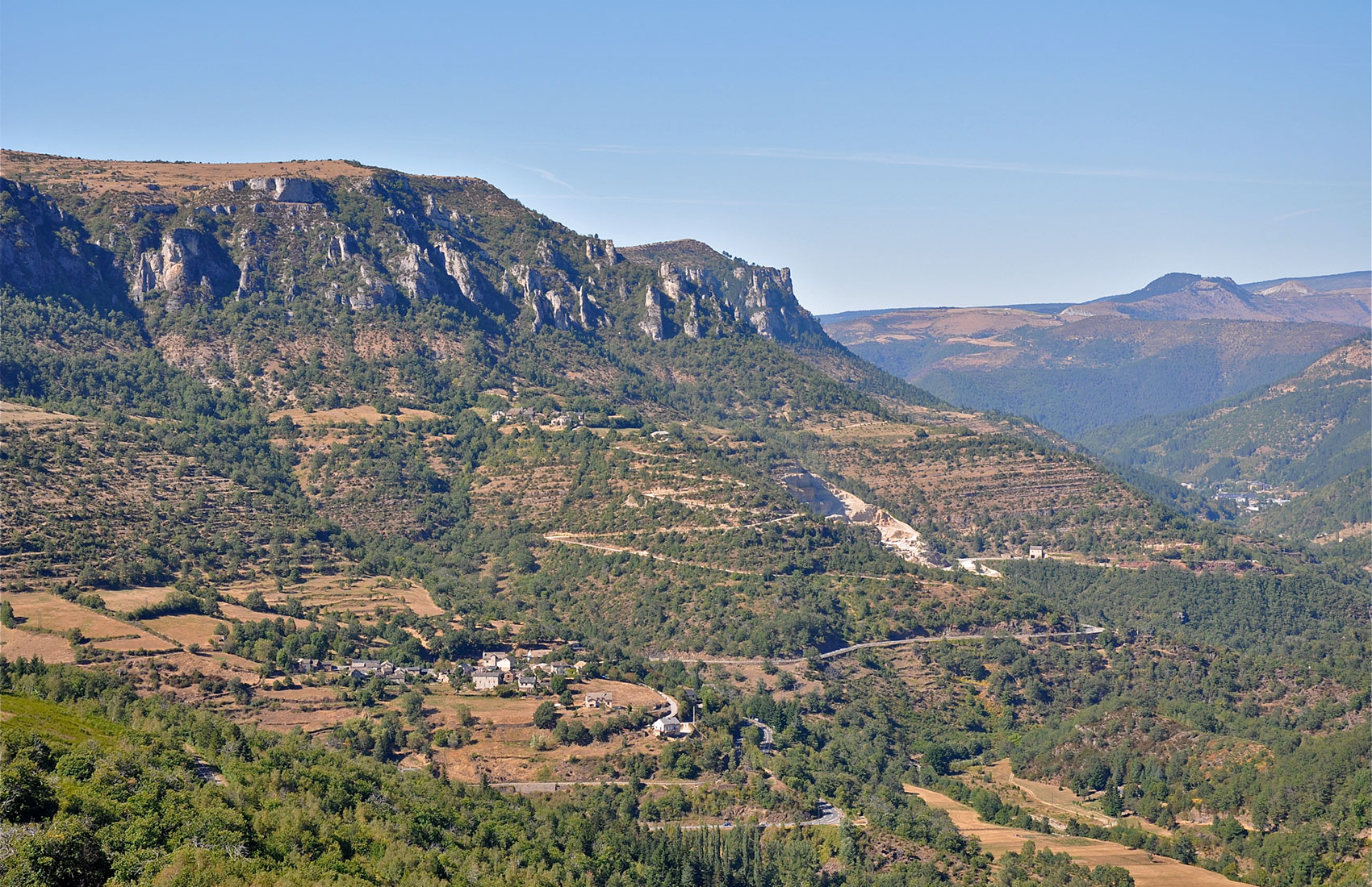 paysage-cevenol-panoramique